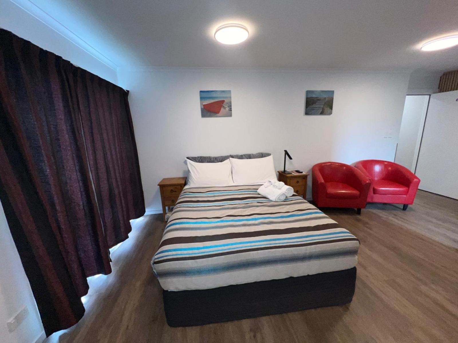 آشبورتون Academy Lodge Motel المظهر الخارجي الصورة