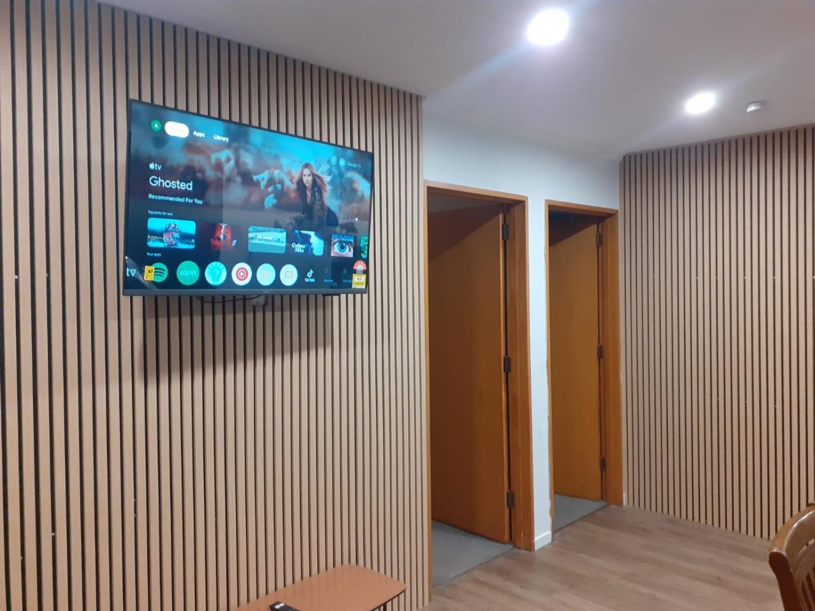 آشبورتون Academy Lodge Motel المظهر الخارجي الصورة